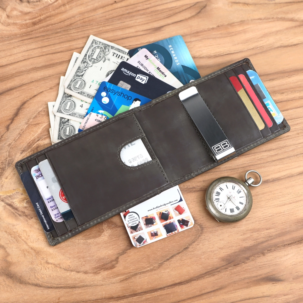 Slim RFID Protected Money Clip Wallet with Card Slots - Image 5